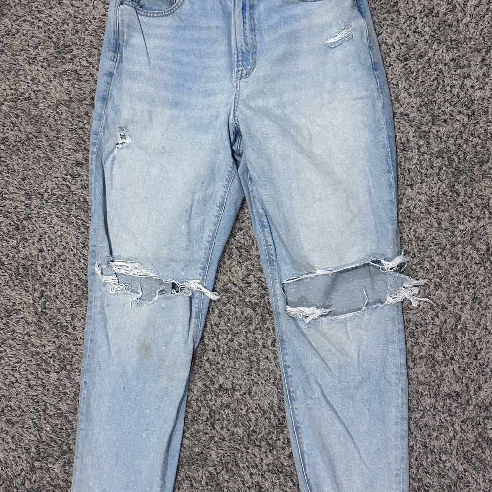 American Eagle Curvy Mom Jeans